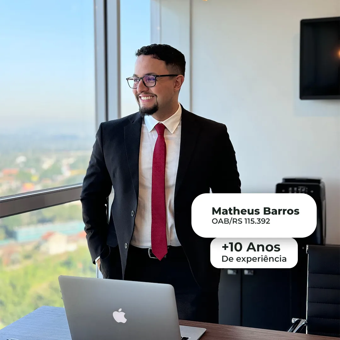Matheus Barros, advogado, OAB/RS 115.392, mais de 10 anos de experiência
